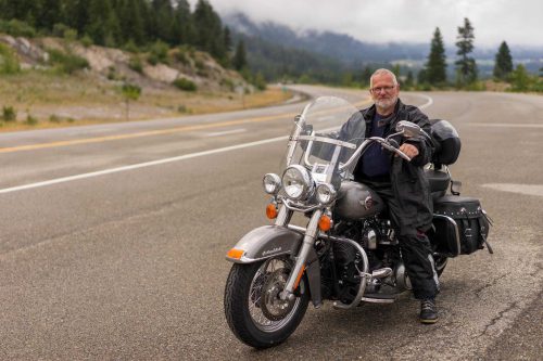 Deelnemer Rockies Reis op zijn Harley van Route66 Reizen