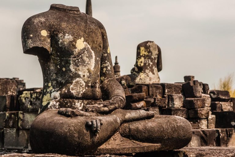Buddism beheaded