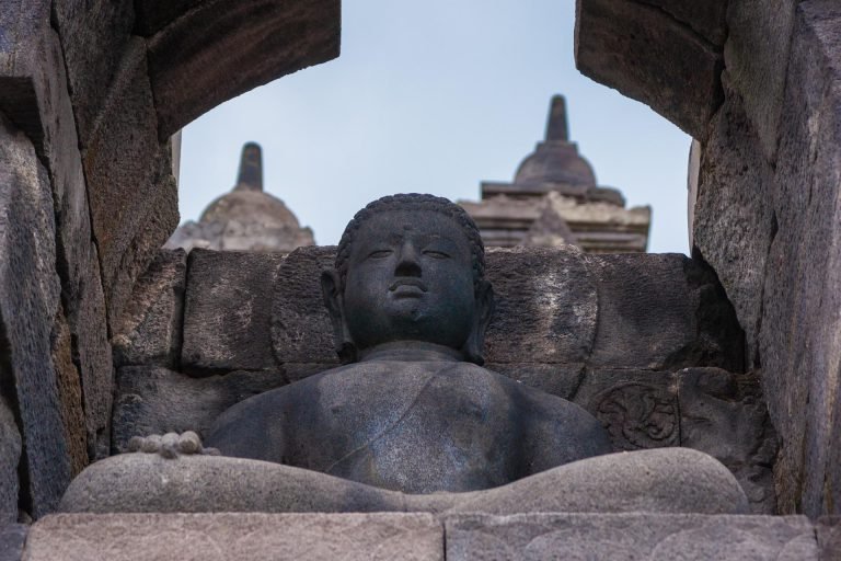 borobudur buddha